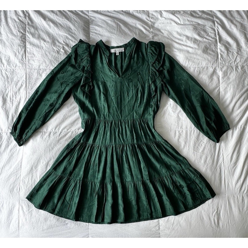 Adelyn Rae Size Medium Green Dress Long Sleeve Flowy Flowers V-neck EUC - Picture 1 of 10